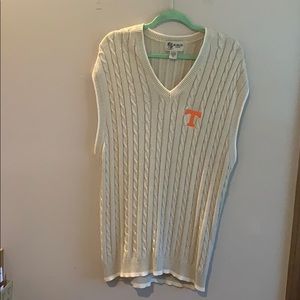 Tennessee vest